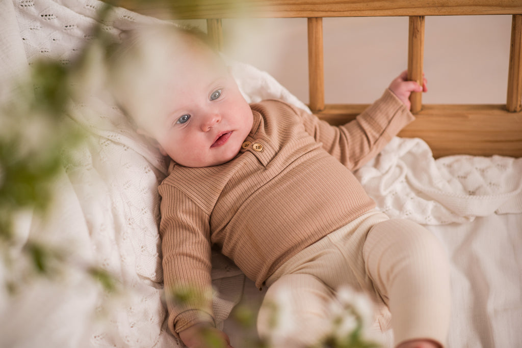 ZEBRONICS Igloo 1, 2.0 USB Computer Speakers, 8 Watts, Multicolor LED, USB Powered, AUX, Volume Control Pod for PC, Laptops, Desktop